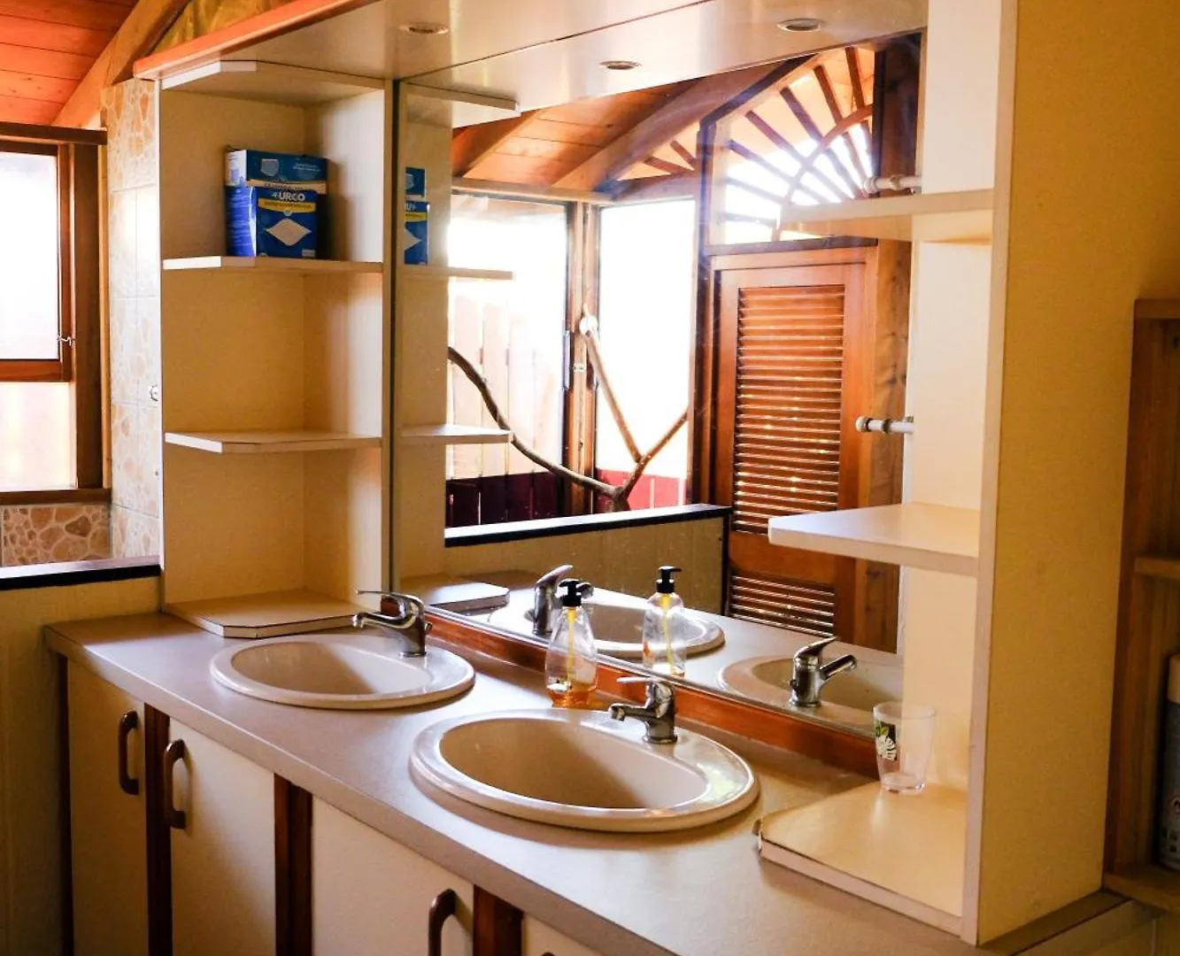 Pensionat Maison Bord De Mer Ia Orana Lodge Moorea Franska Polynesien